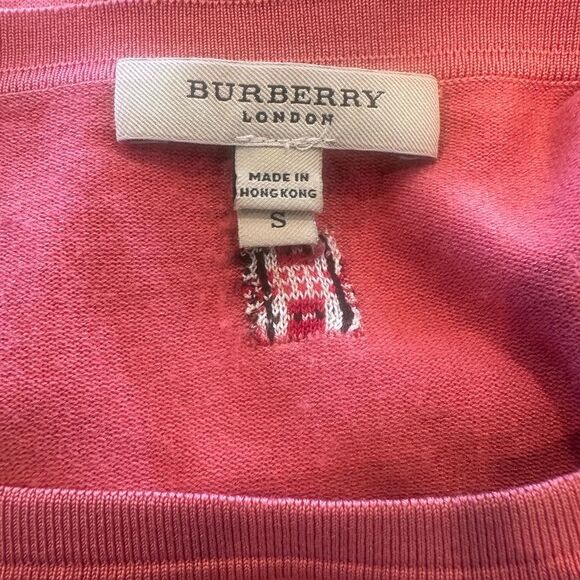 Burberry Women's Pink Short sleeve Silk Top T Shirt with Buttons Size Small - Picture 6 of 10